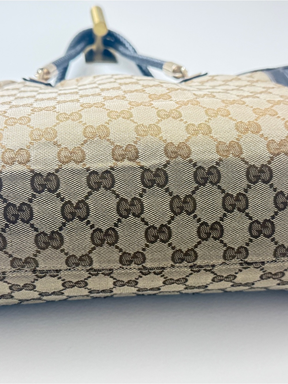 Gucci Beige/Brown GG Canvas Tote with Braided Handles - Picture 11 of 16